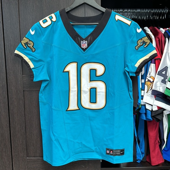 Trevor Lawrence Jacksonville Jaguars Nike Throwback Vapor F.U.S.E. Elite Jersey - Picture 1 of 9